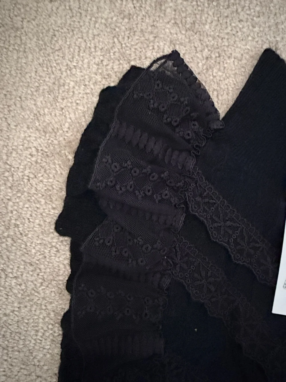 Zara Black Mock Neck Ruffle Lace Sweater Tank - Picture 3 of 3